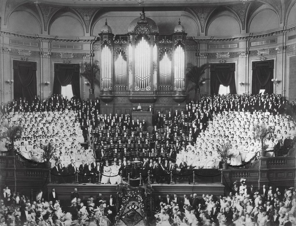 Willem Mengelberg conducts Mahler's Eight Symphony, April 1912