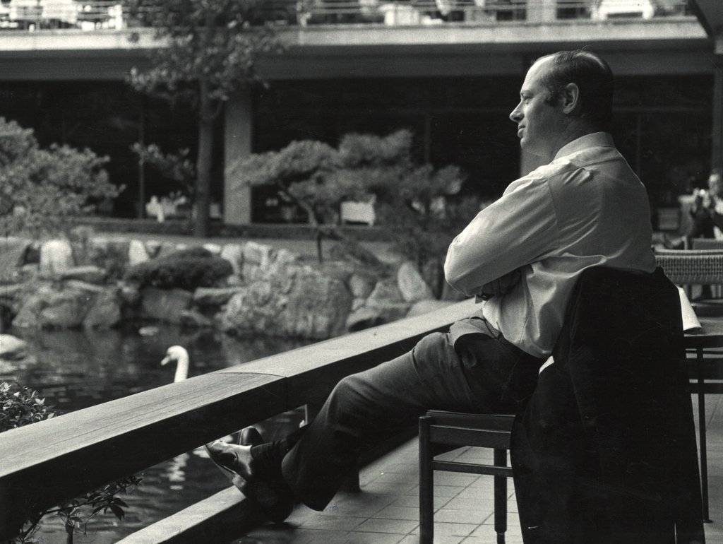 1968 - Bernard Haitink relaxes during the tour to Japan