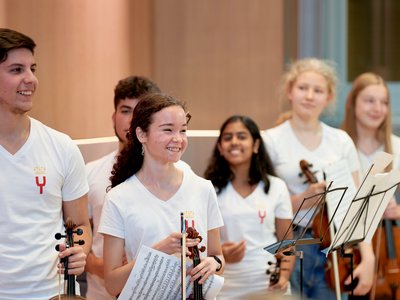 Young- 2019-08-22 18.31.21 - DSC04214 - Milagro Elstak