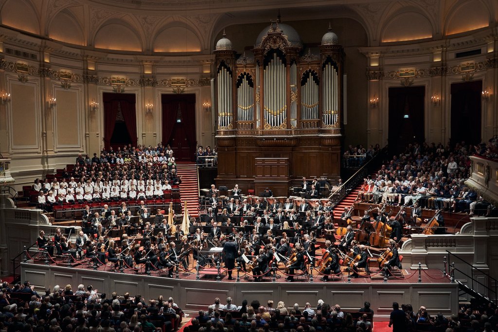 Klaus Mäkelä conducts Mahler's Third Symphony