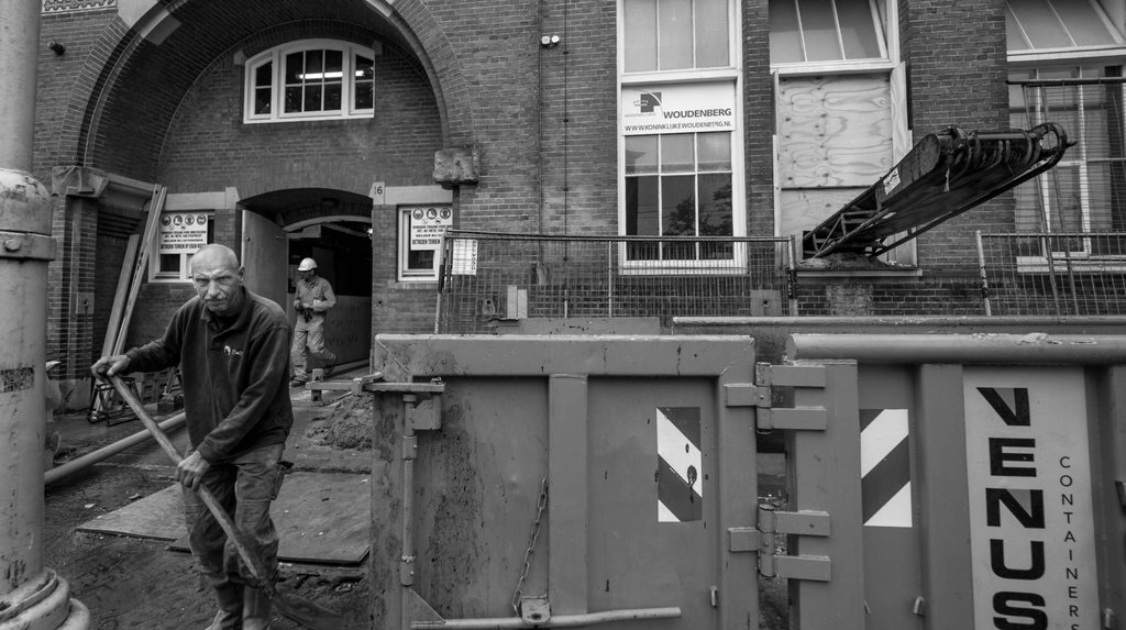 Aanvang van de verbouwing van de Gabriël Metsustraat 16.