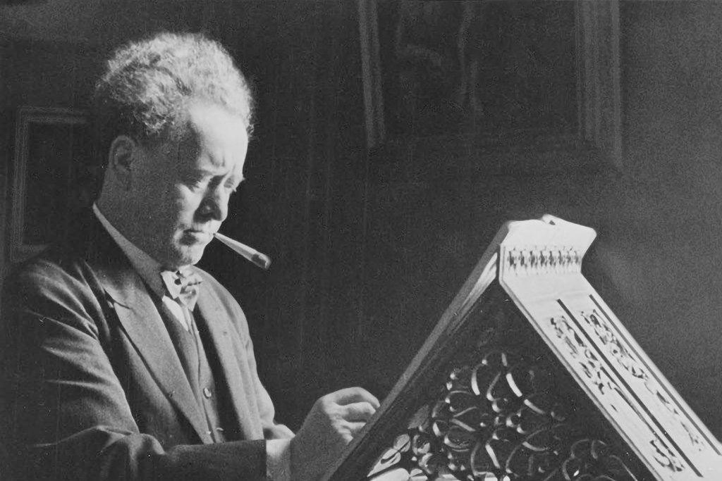 Willem Mengelberg at a music stand built by his father.